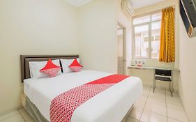 Super Oyo Collection O 818 Micasa Residence